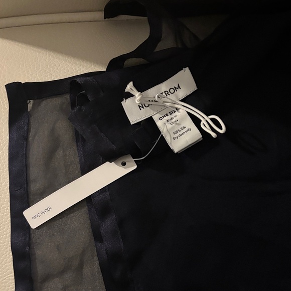 💯 Silk Huge Satin Border Navy Blue Sheer Chiffon Scarf, Brand New With Tags - Picture 11 of 13